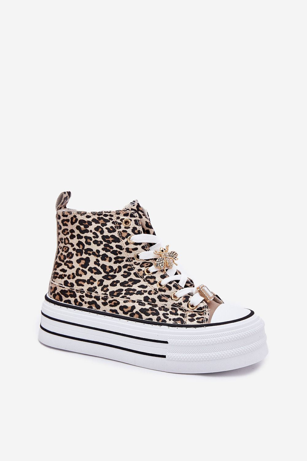 Baskets model 215170 Step in style