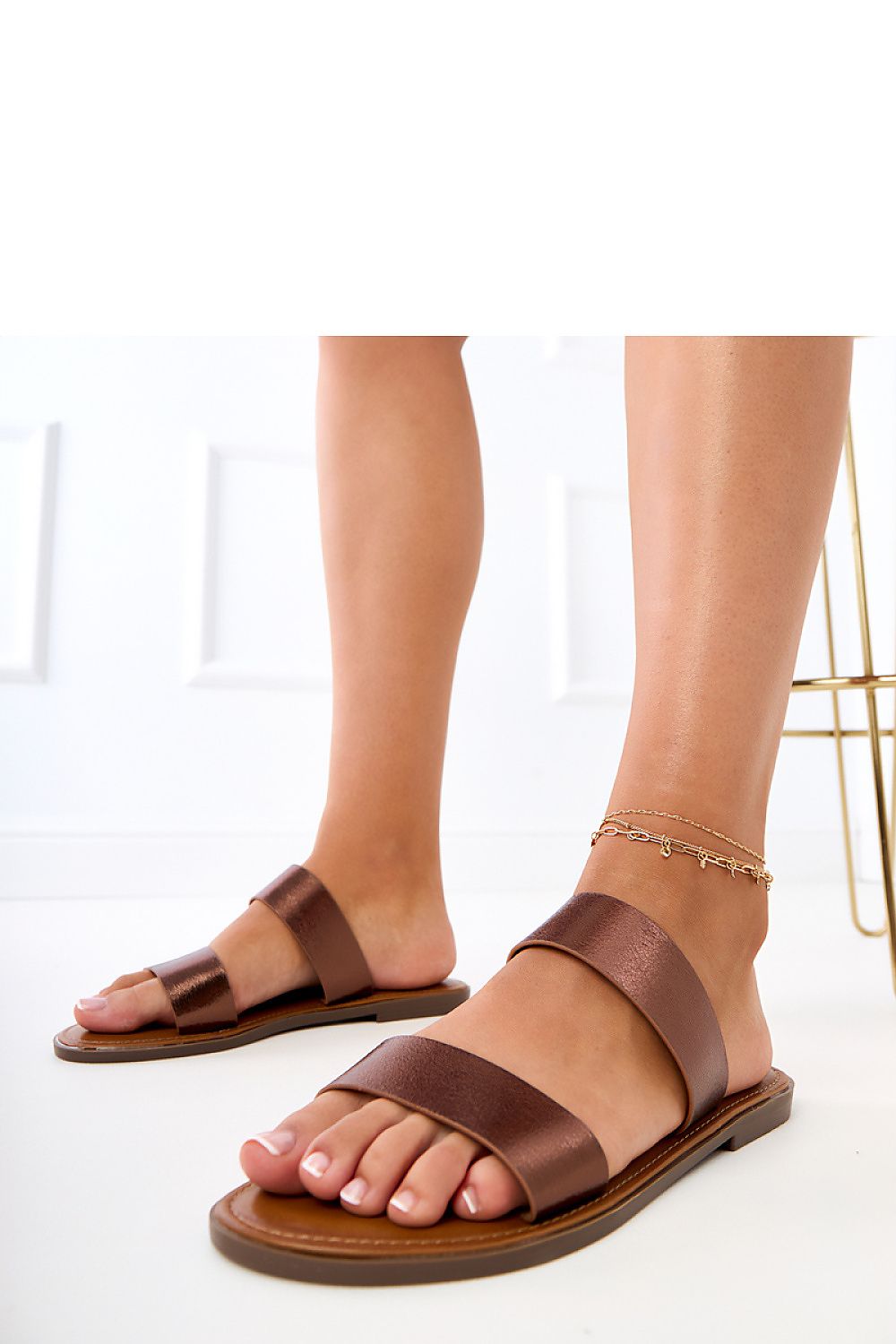 Clacquettes model 215429 PRIMO