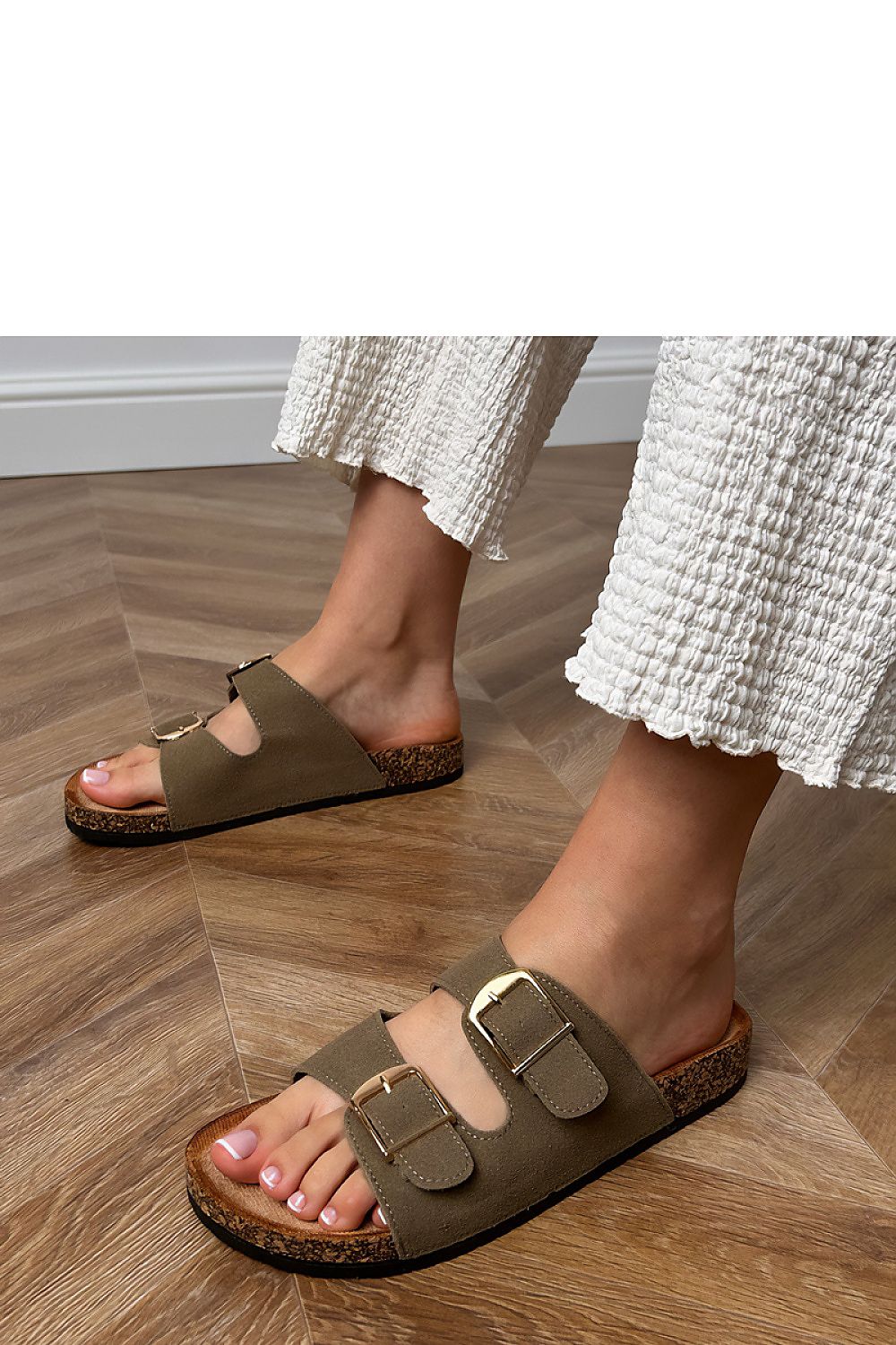 Clacquettes model 215435 PRIMO