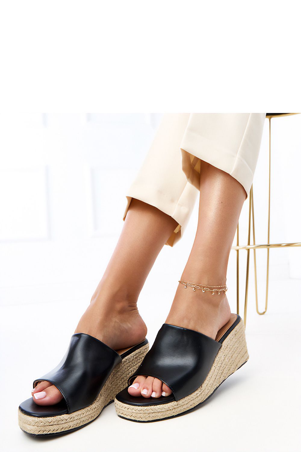 Clacquettes model 215625 PRIMO