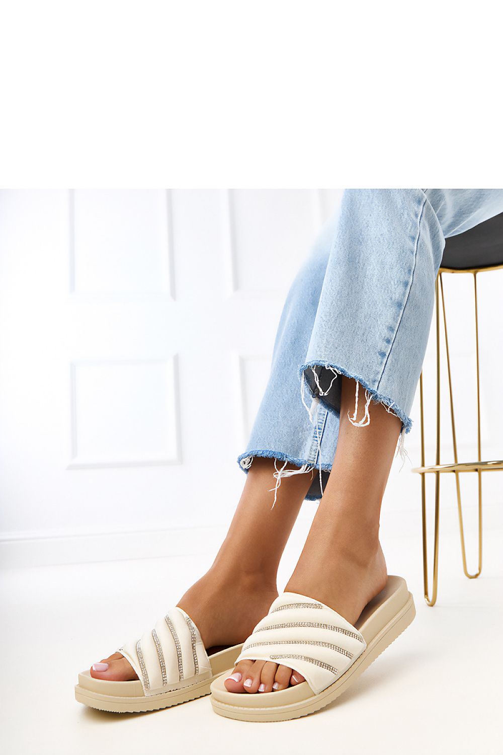 Clacquettes model 215636 PRIMO