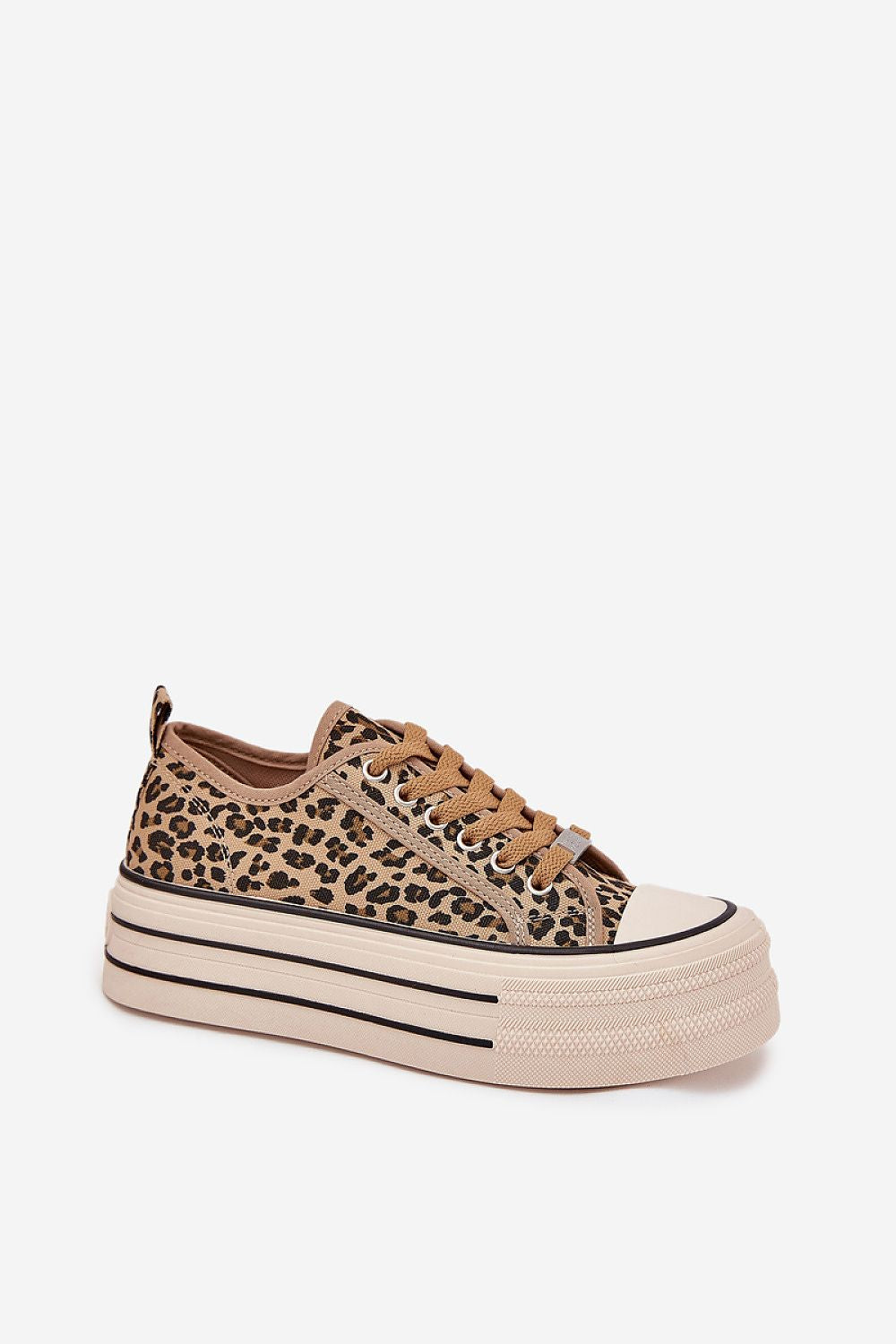 Baskets model 215668 Step in style