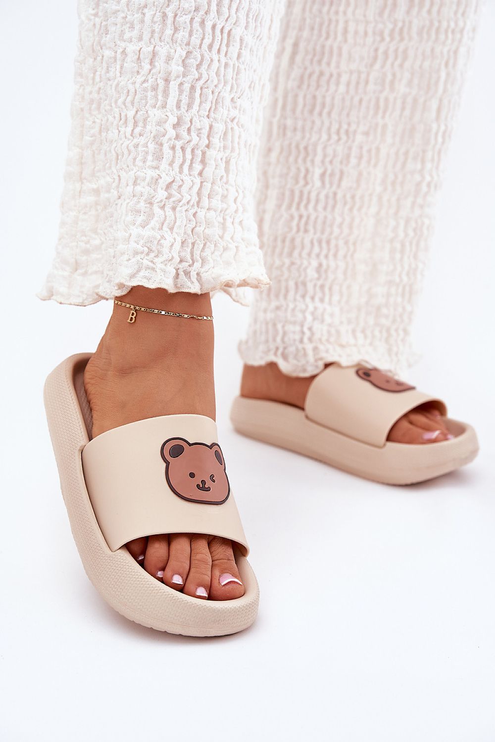 Clacquettes model 215750 Step in style