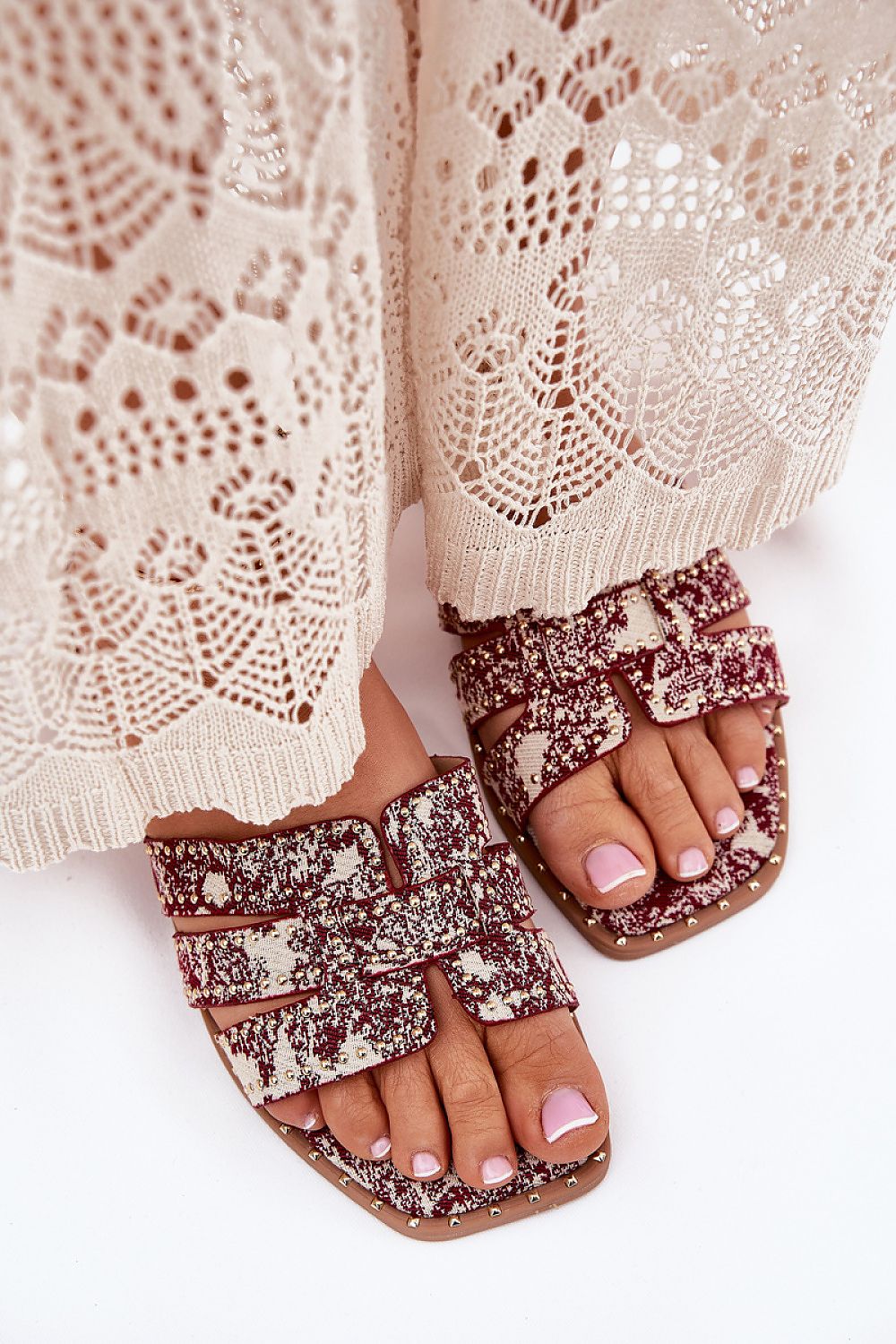 Clacquettes model 215965 Step in style