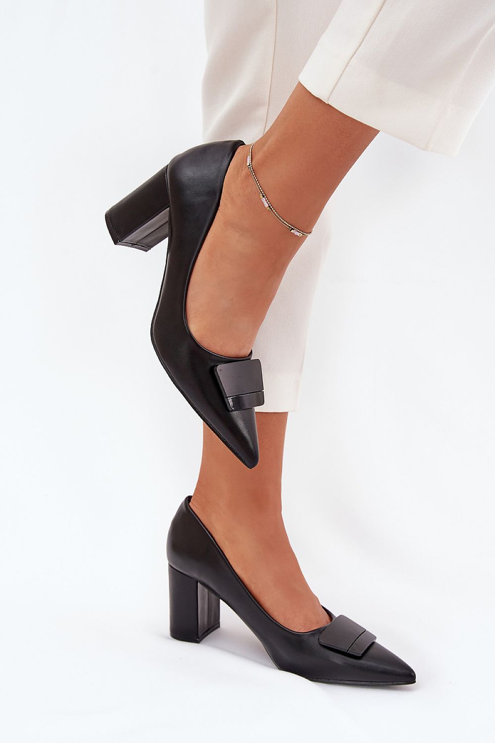 Escarpins talon large model 216022 Step in style