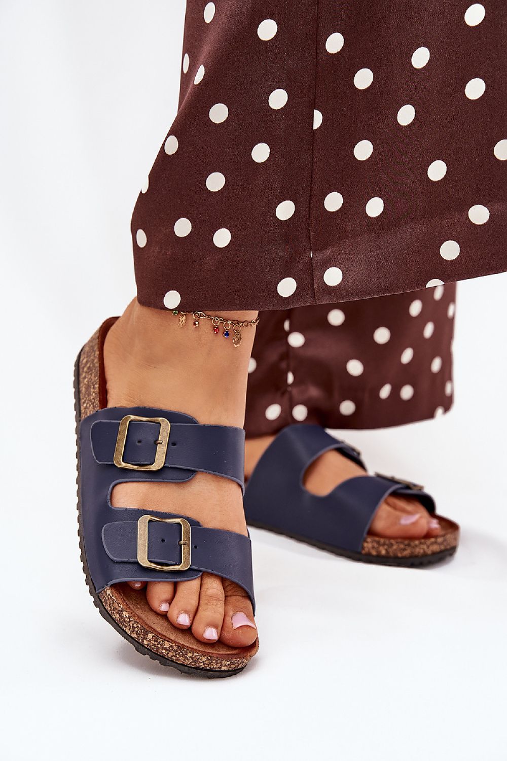 Clacquettes model 216125 Step in style
