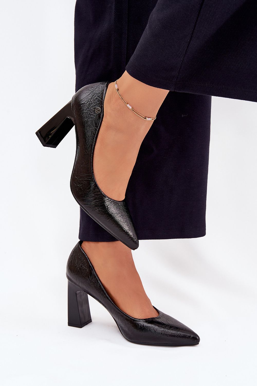 Escarpins talon large model 216310 Step in style