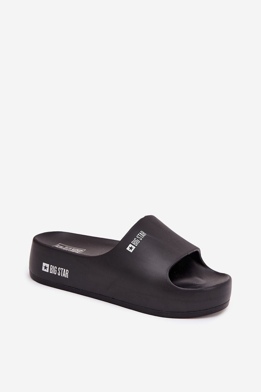 Clacquettes model 216426 Step in style