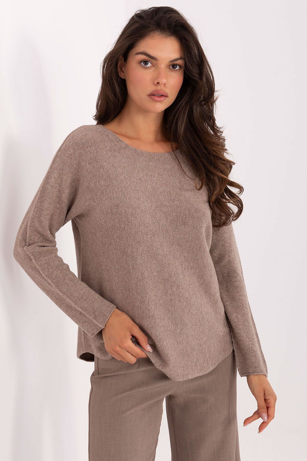 Chandail model 216672 Italy Moda
