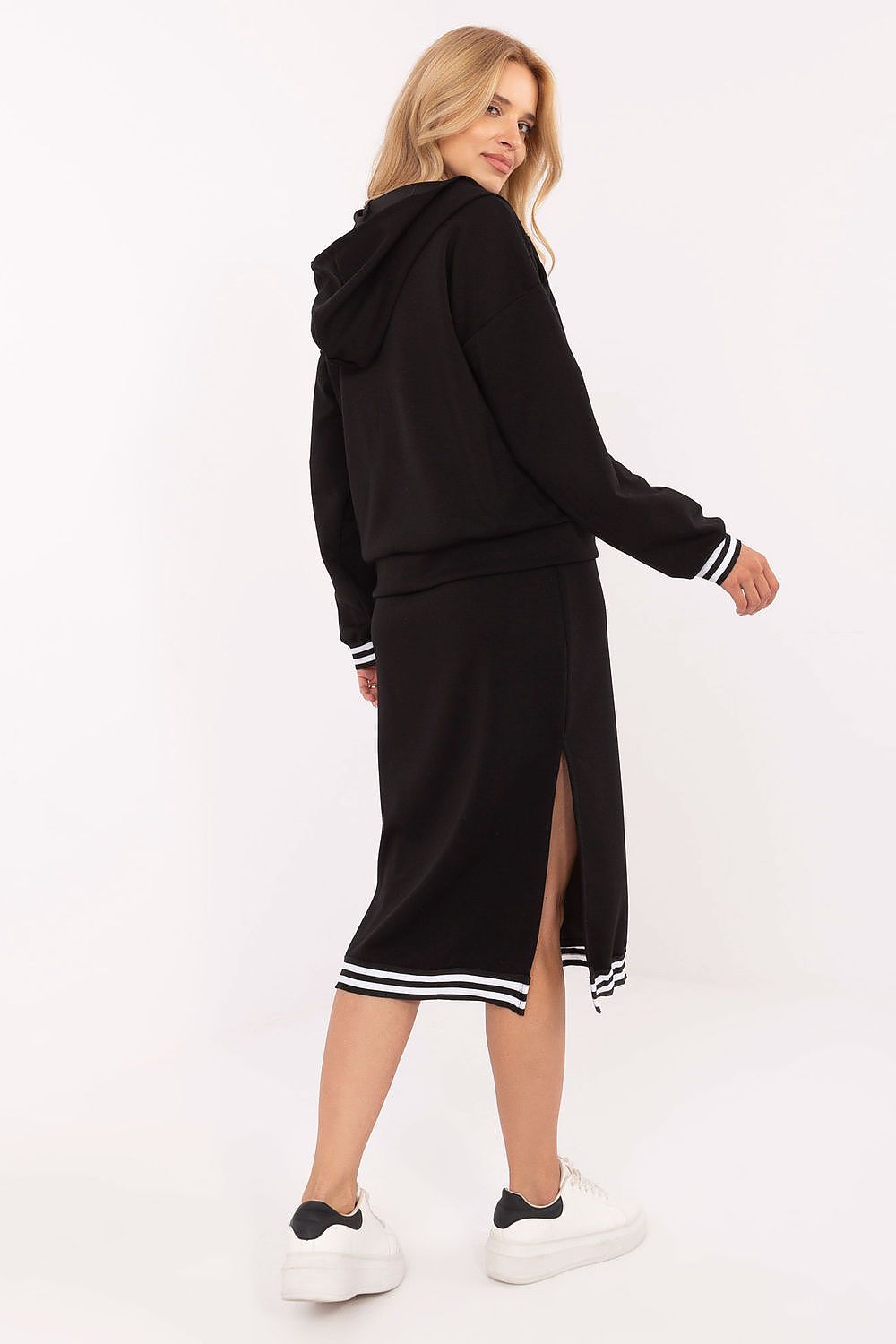 L`ensemble model 216729 Rue Paris
