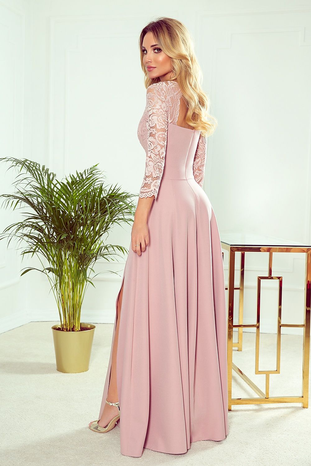 Robe longue model 193523 Numoco