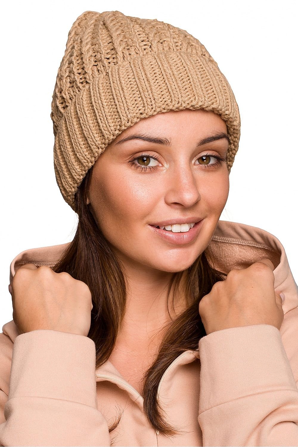 Bonnet model 148916 BE Knit