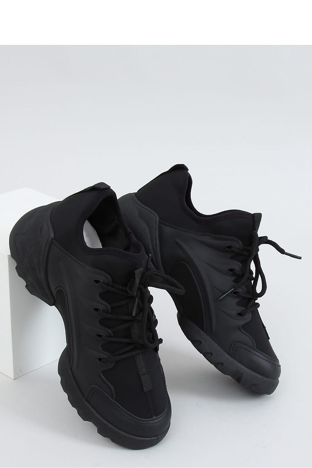 Chaussures de sport model 151548 Inello