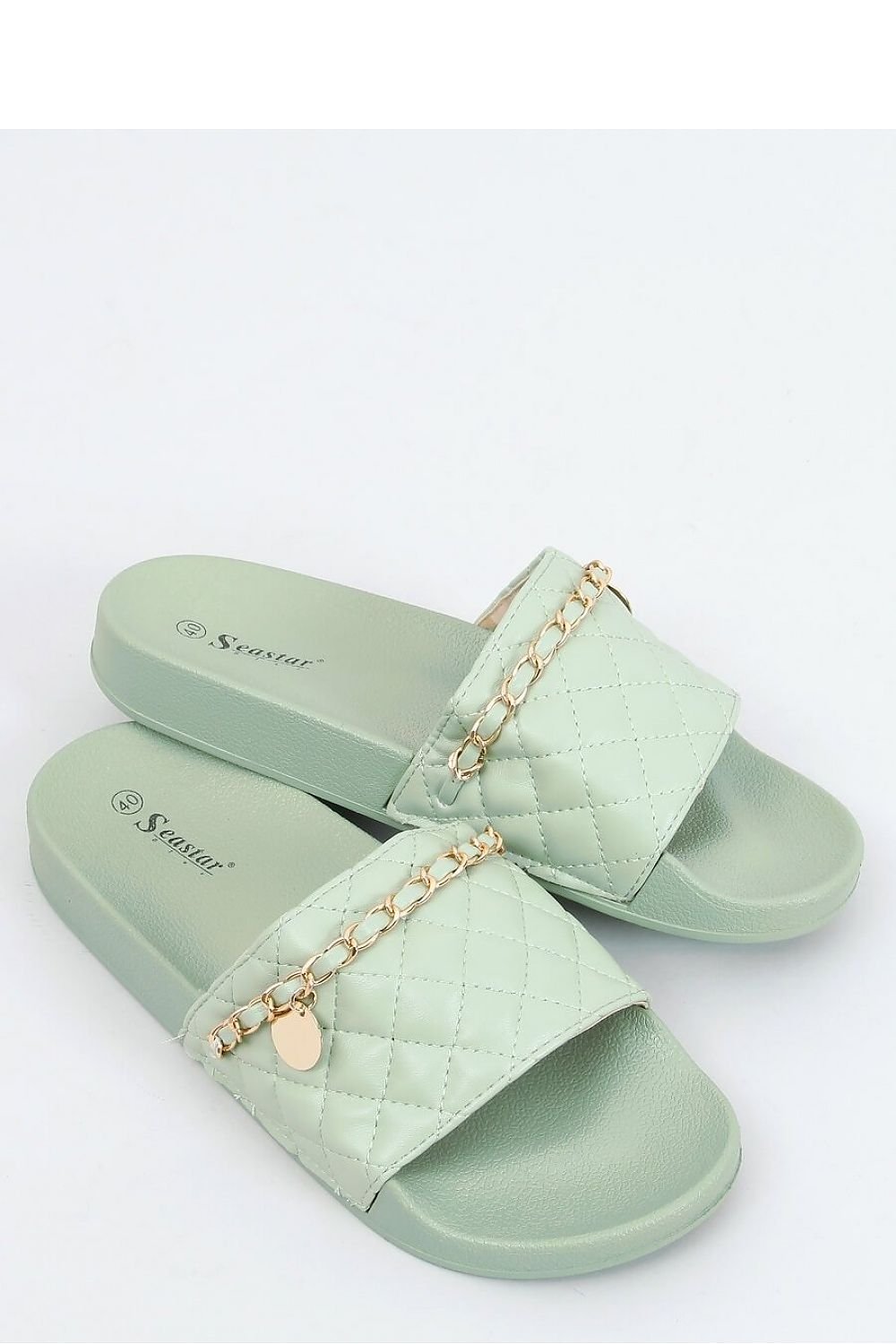 Clacquettes model 153831 Inello