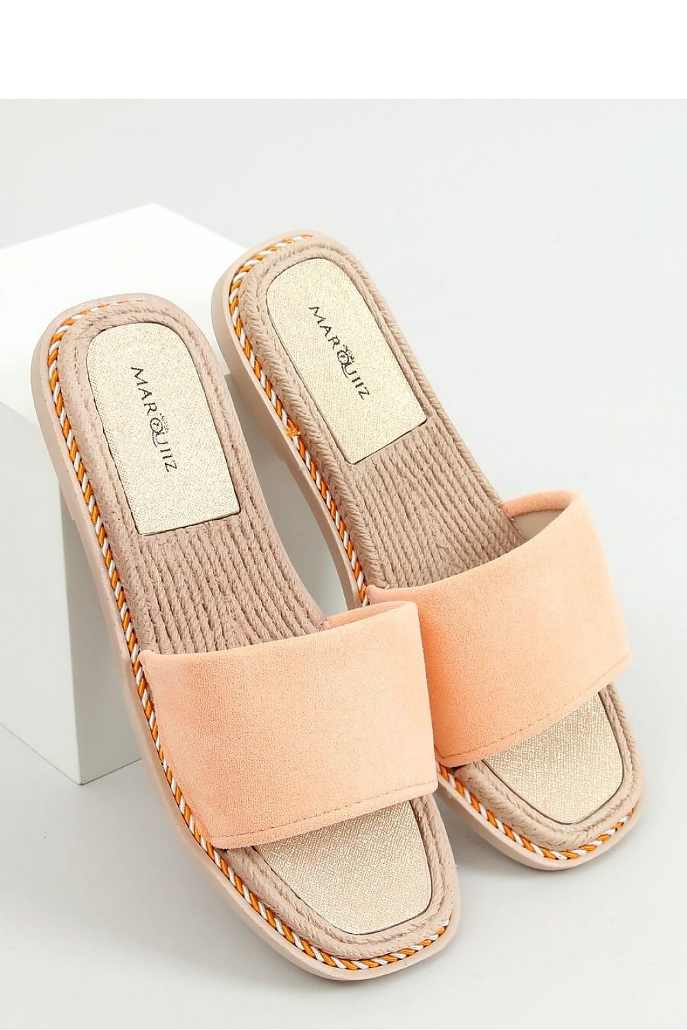 Clacquettes model 155052 Inello