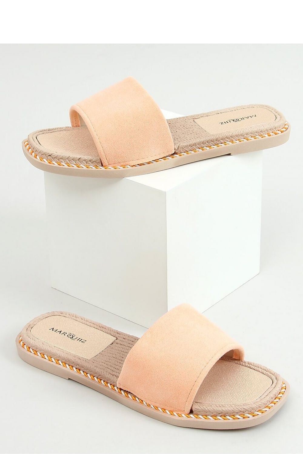 Clacquettes model 155052 Inello