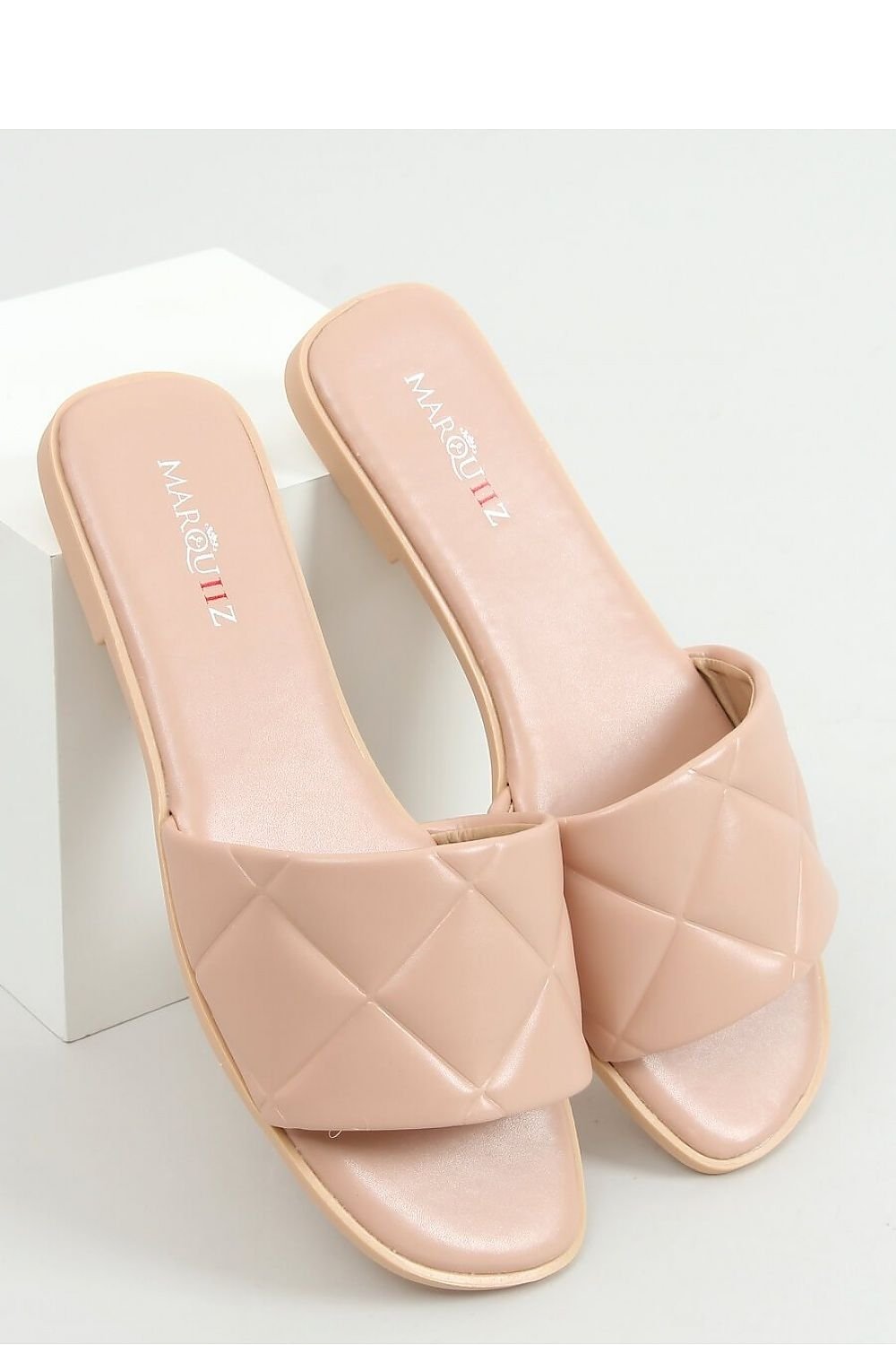 Clacquettes model 155060 Inello