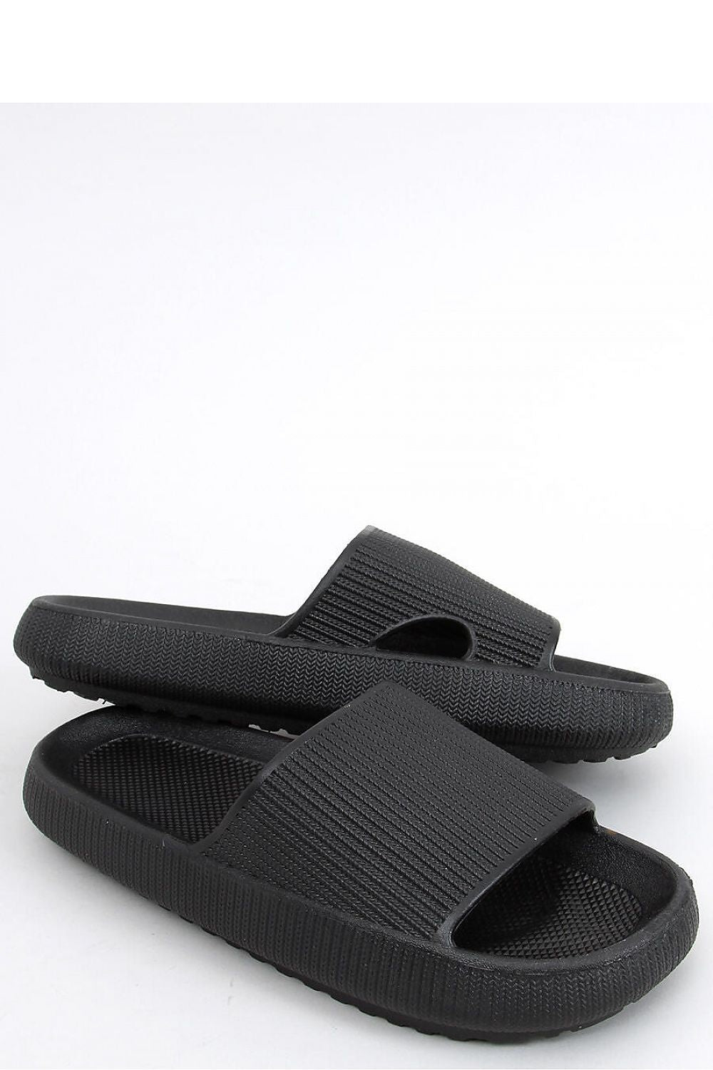 Clacquettes model 162812 Inello