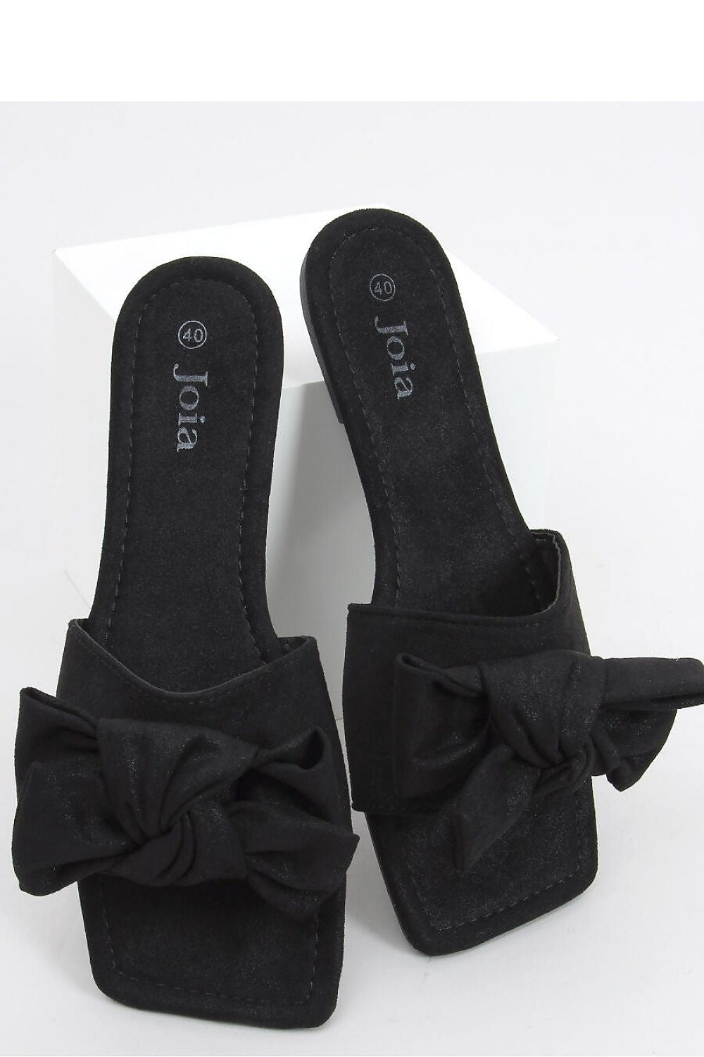 Clacquettes model 164422 Inello