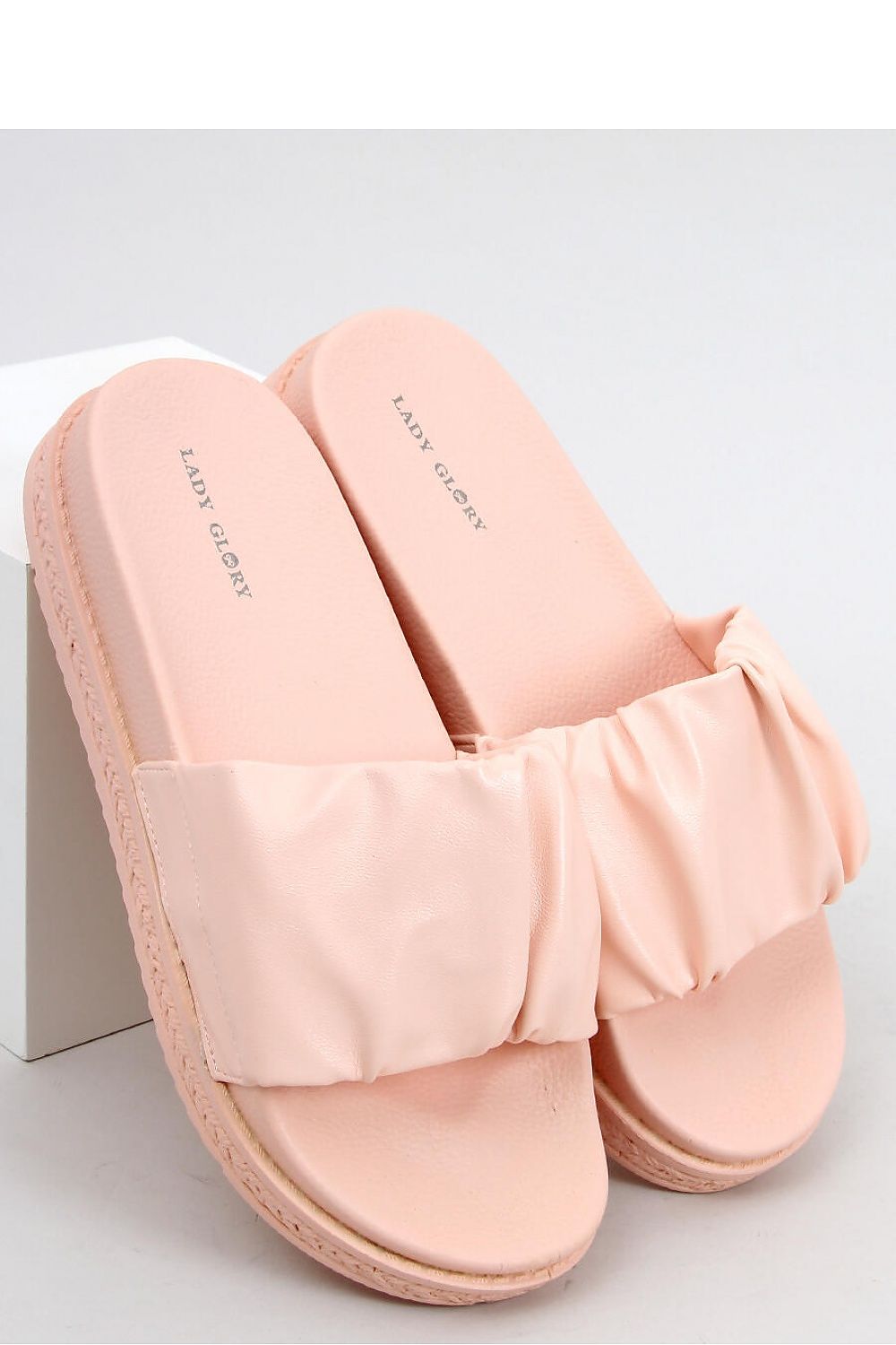 Slides model 165071 Inello