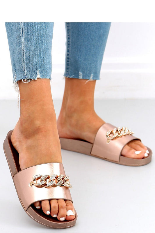 Clacquettes model 165518 Inello