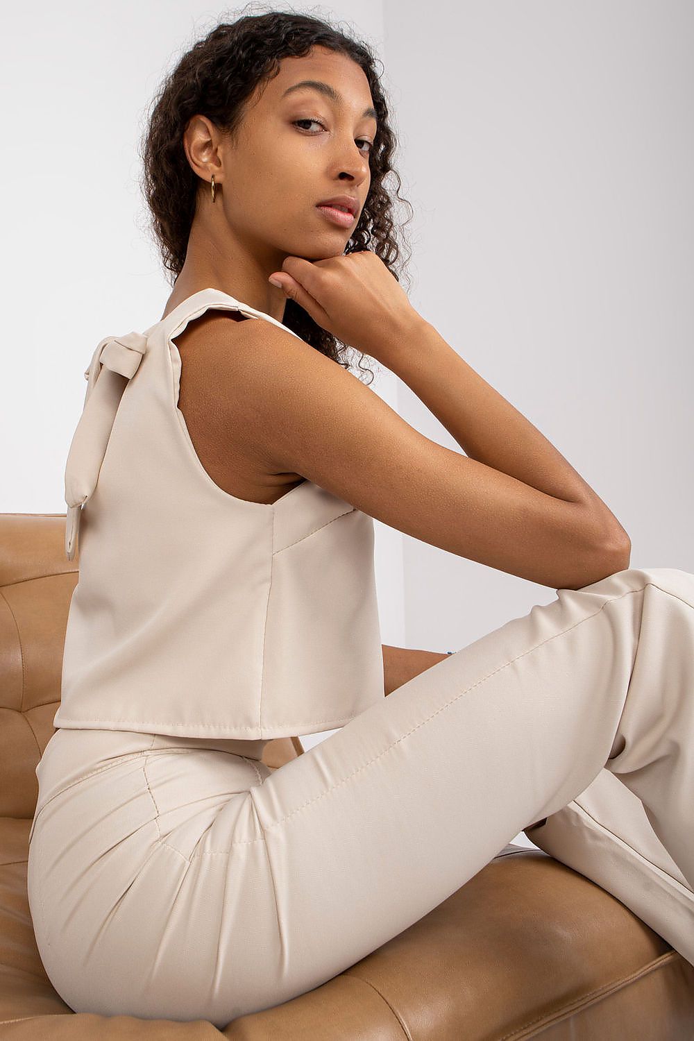 The set model 166312 Italy Moda