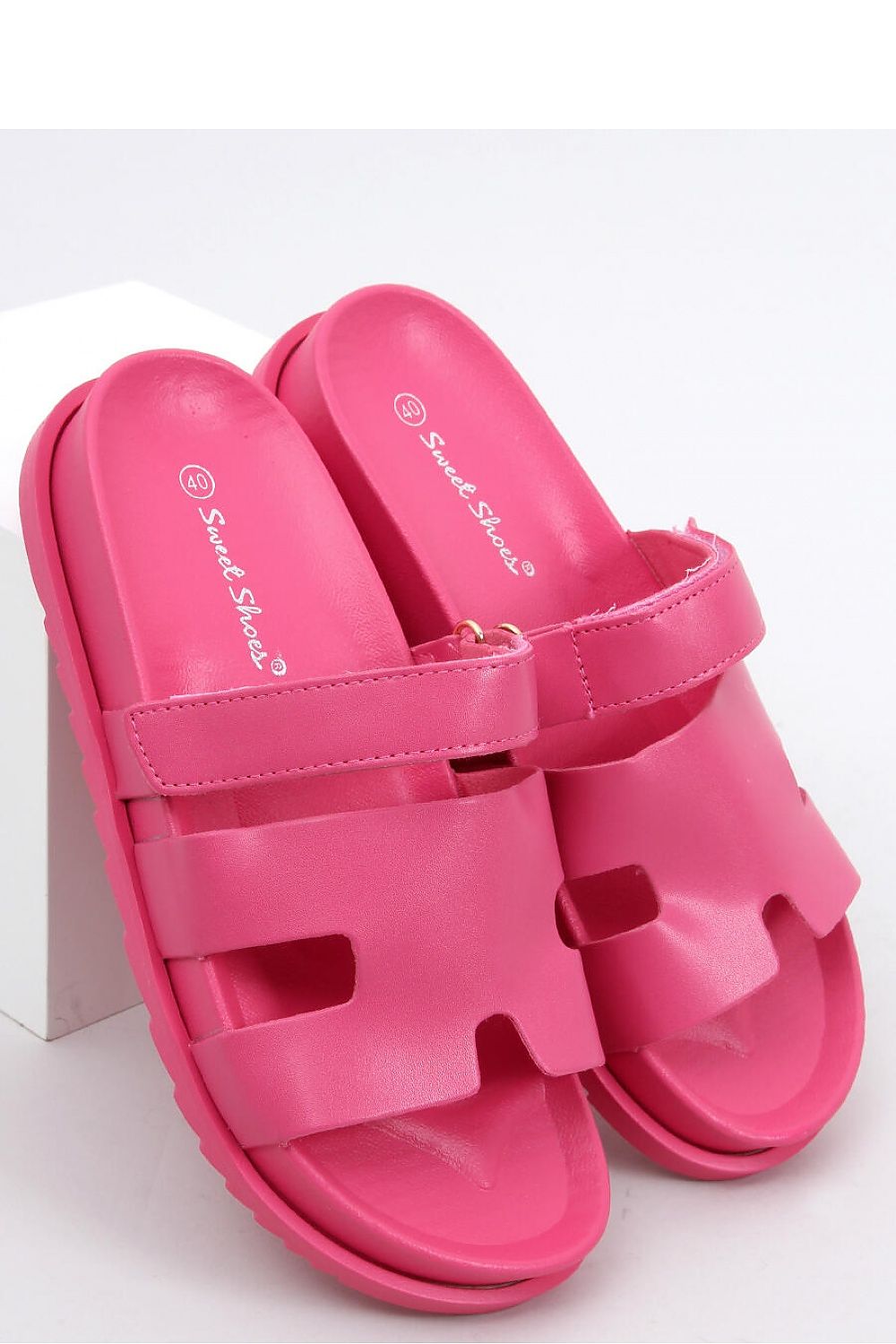 Slides model 167264 Inello