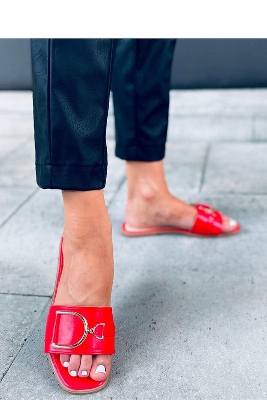 Clacquettes model 167444 Inello