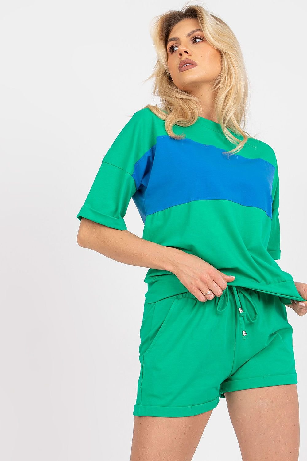 L`ensemble model 168919 Rue Paris