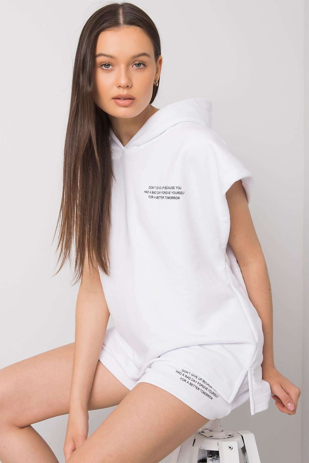 L`ensemble model 168929 Rue Paris
