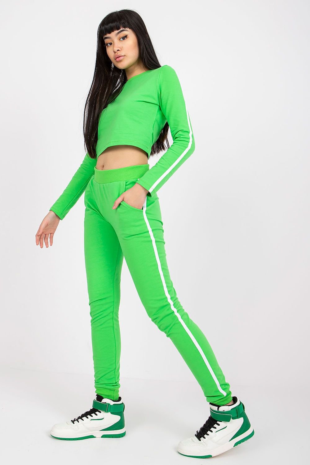 L`ensemble model 168939 Rue Paris