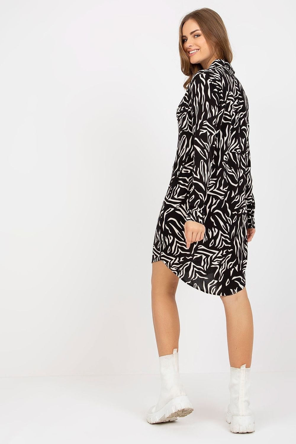 Day dress model 170386 Rue Paris