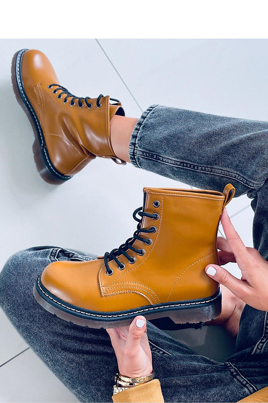 Bottes model 170440 Inello