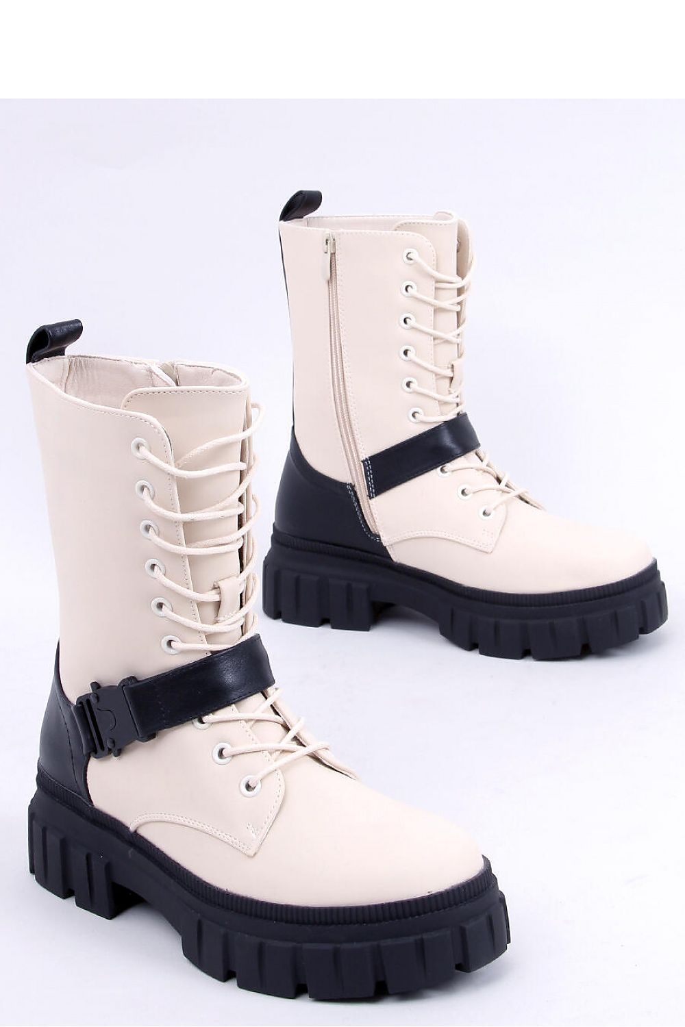 Bottes model 172869 Inello