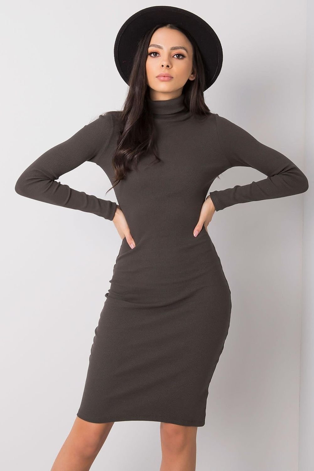 Robe de jour model 174589 Rue Paris
