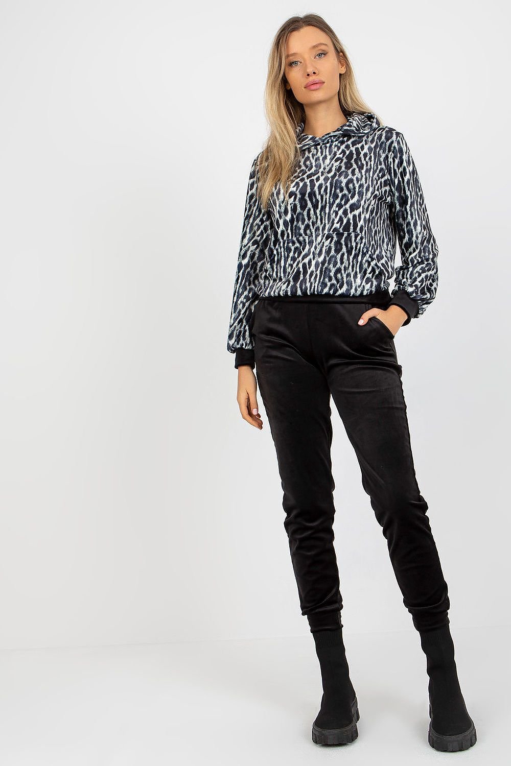 The model set 173358 Rue Paris