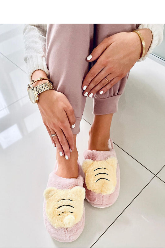 Pantoufles model 174118 Inello