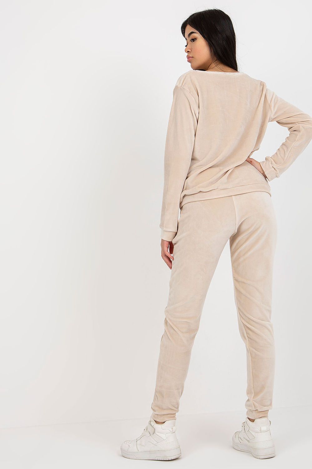 L`ensemble model 175112 Rue Paris