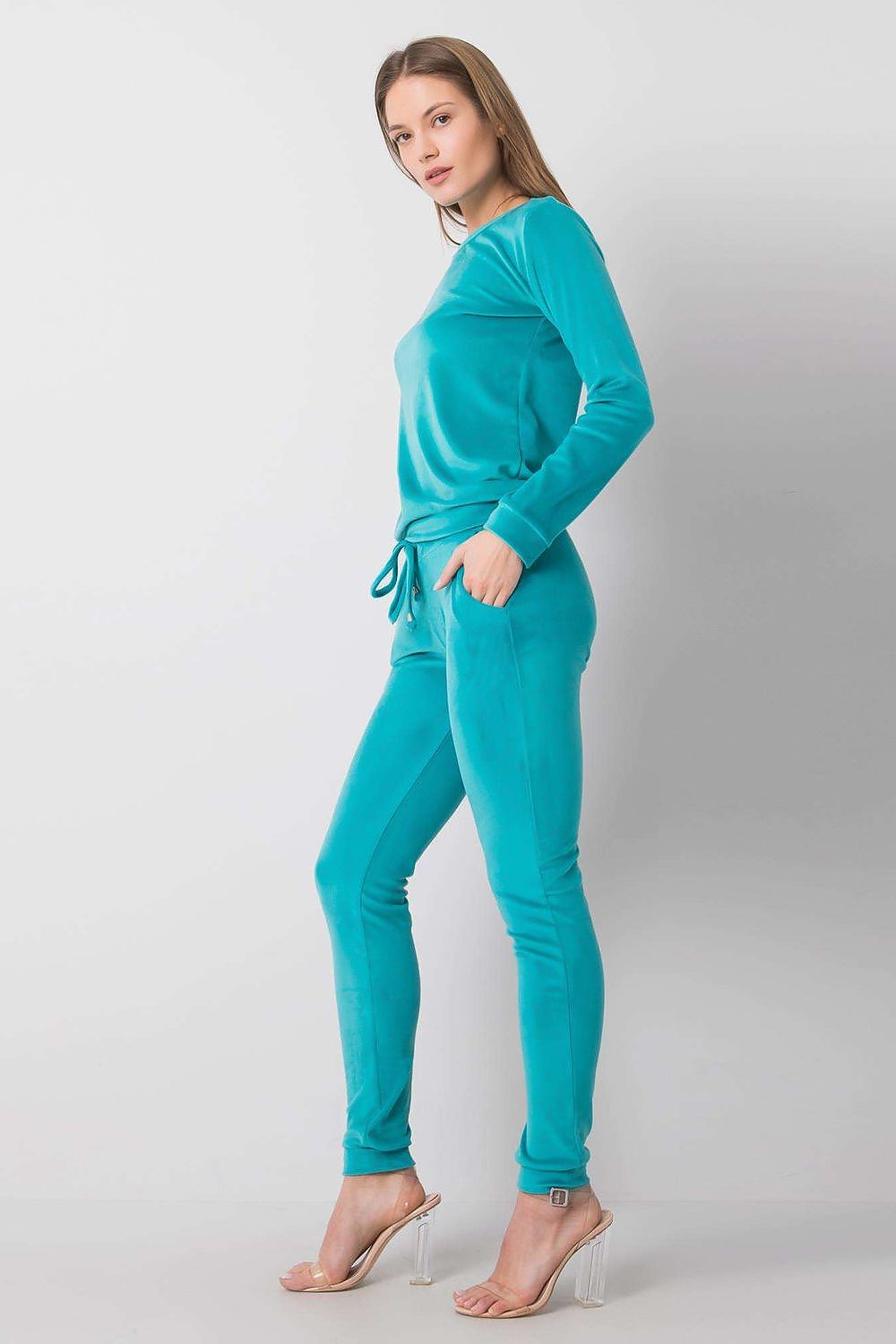 L`ensemble model 175112 Rue Paris