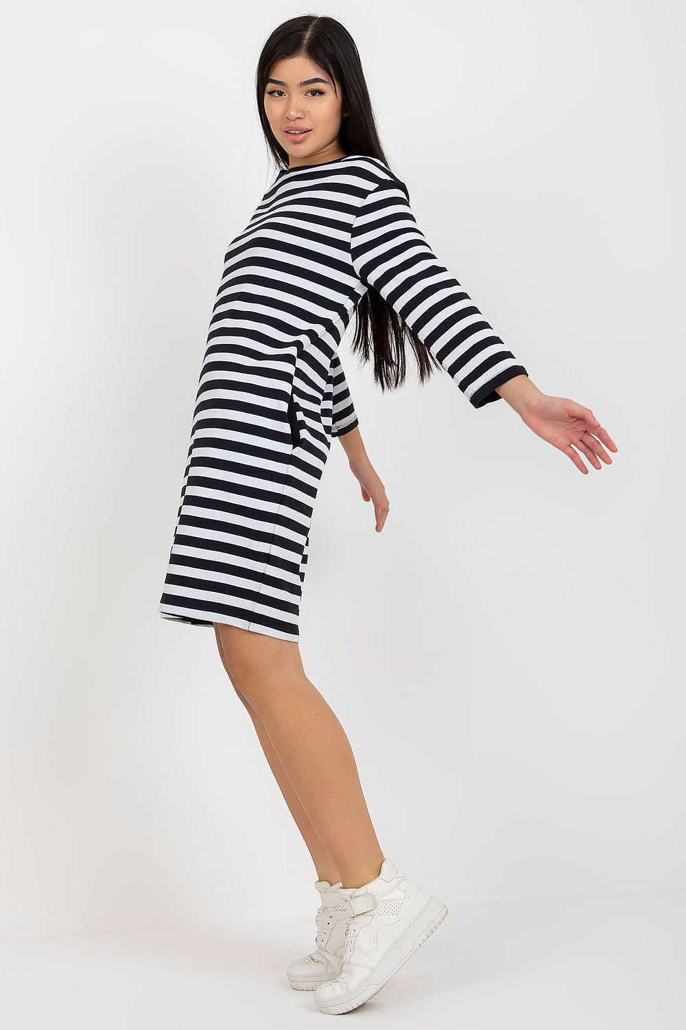 Robe de jour model 175116 Rue Paris