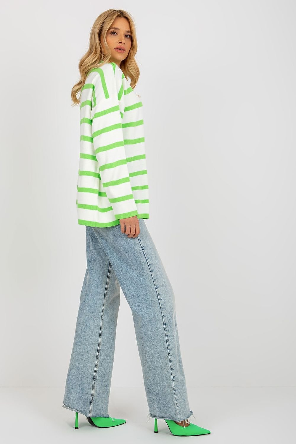 Chandail model 175739 Rue Paris