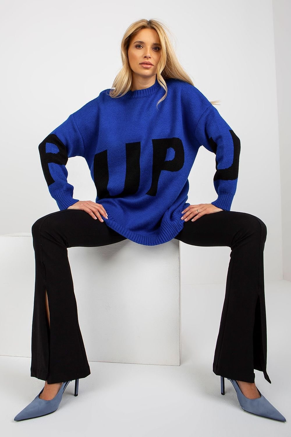Chandail model 175760 Rue Paris