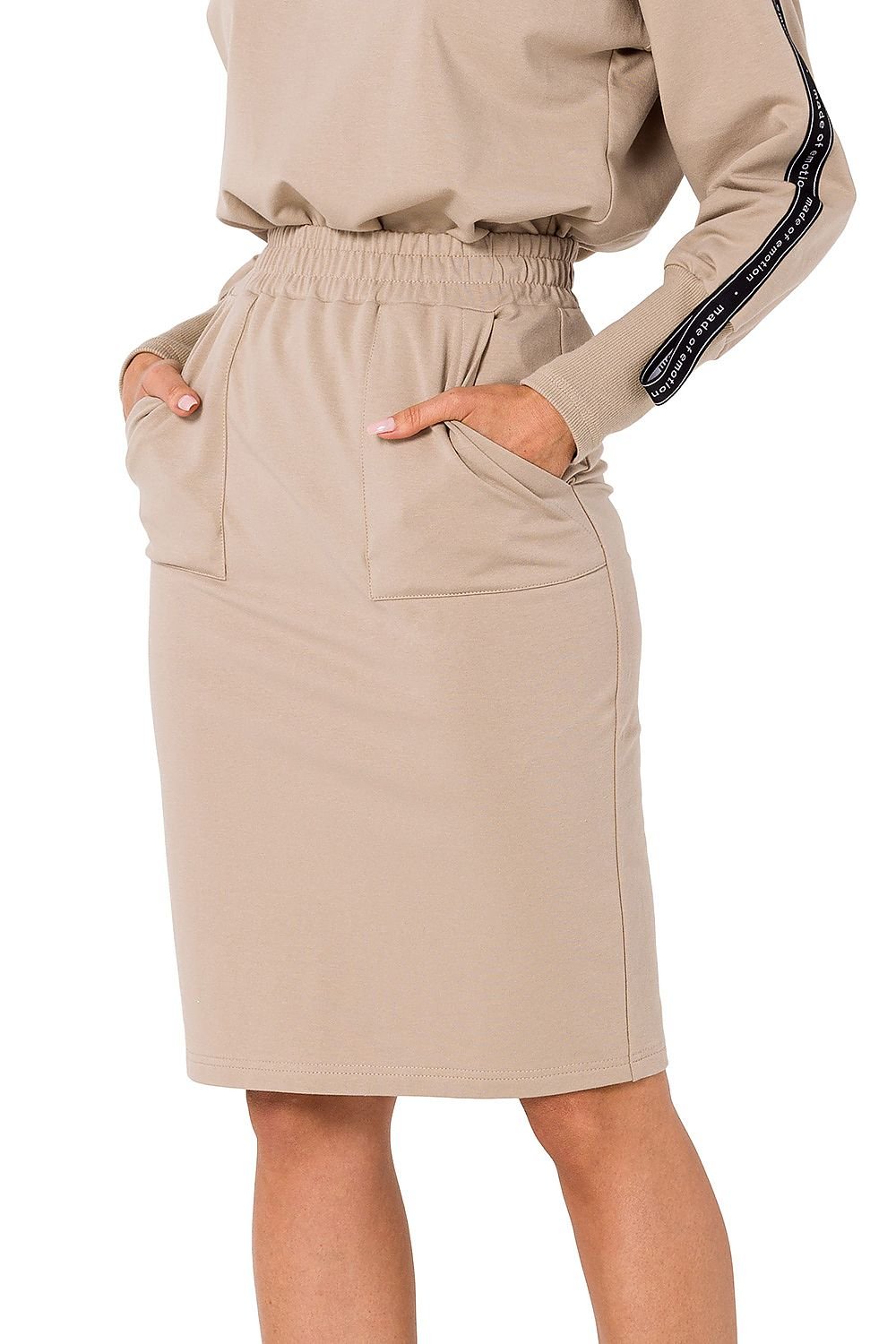 Moe Skirt