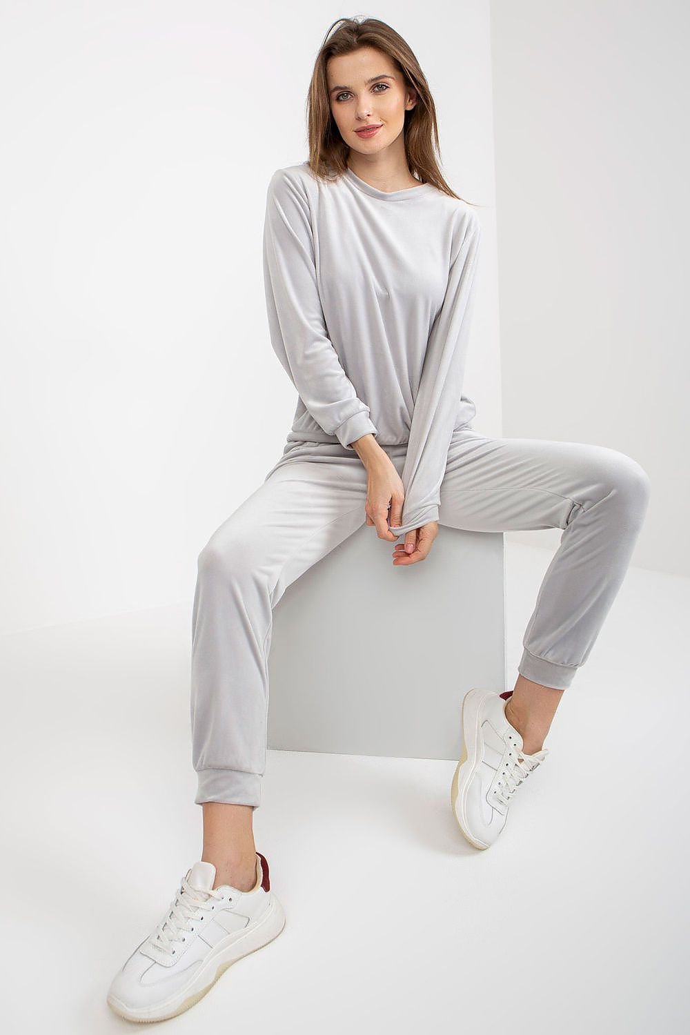L`ensemble model 177917 Rue Paris