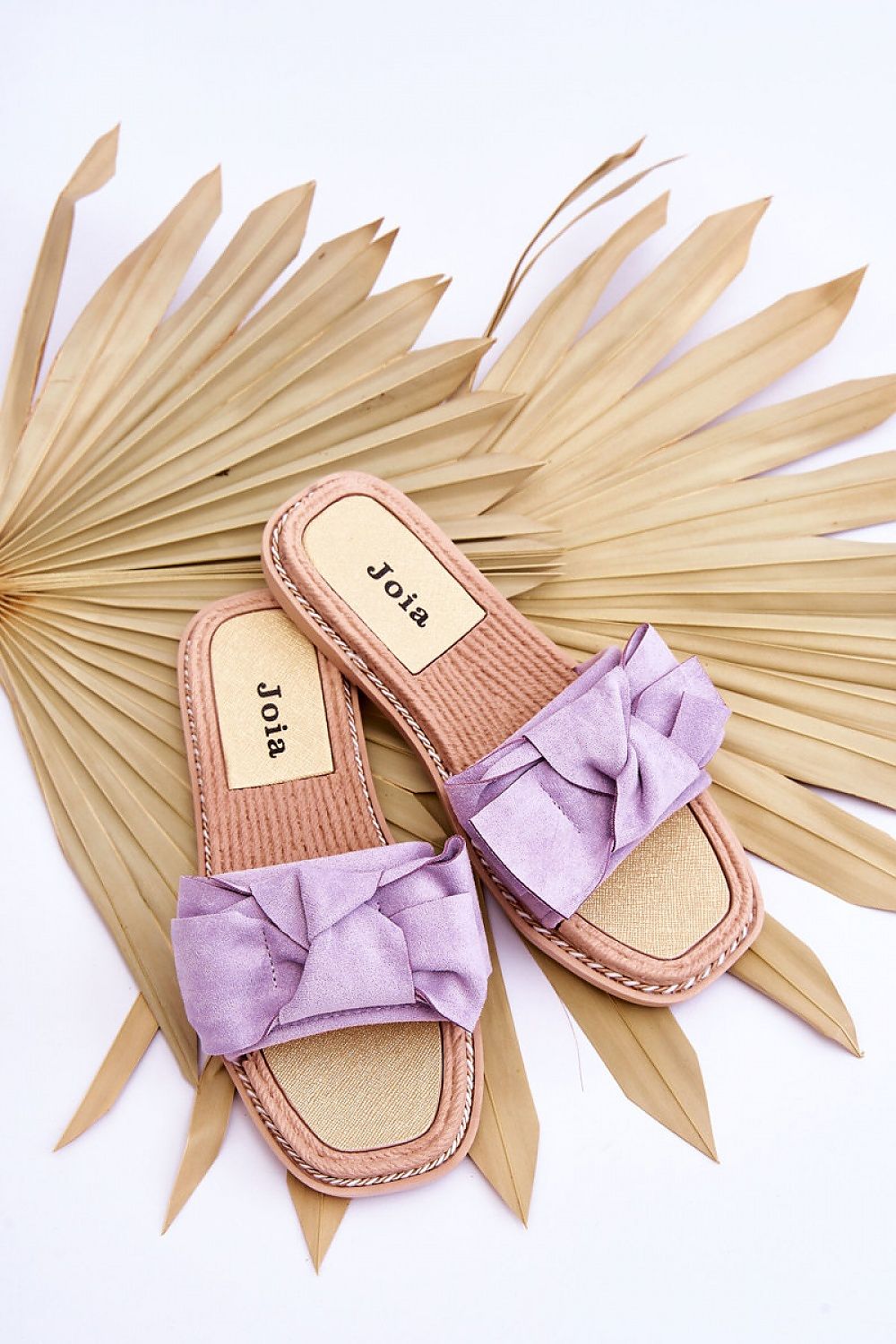 Clacquettes model 178361 Step in style