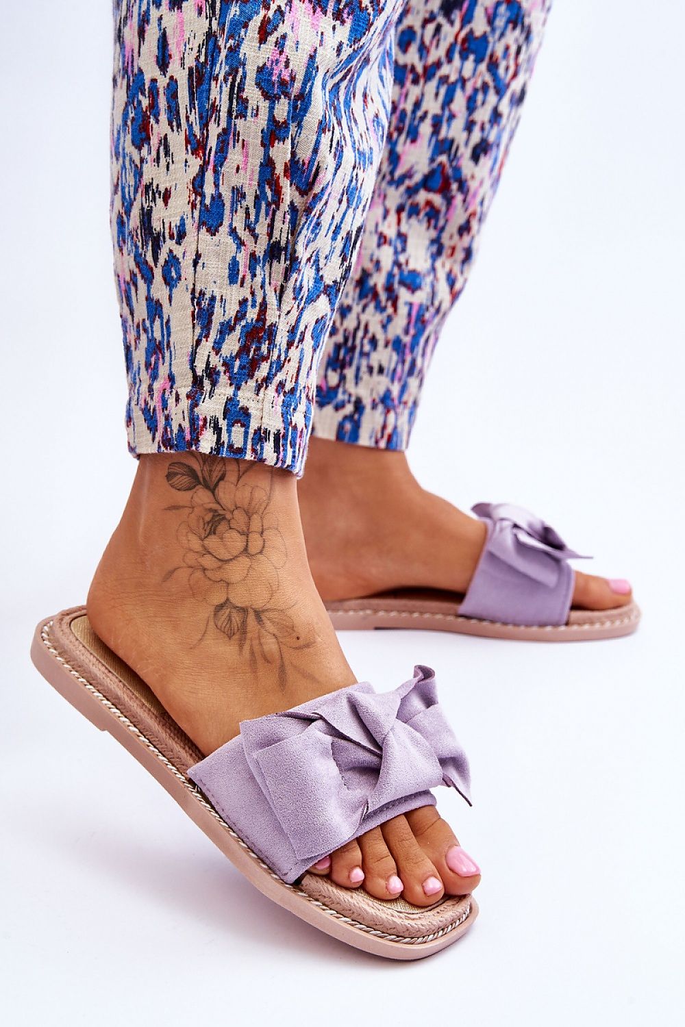 Clacquettes model 178361 Step in style