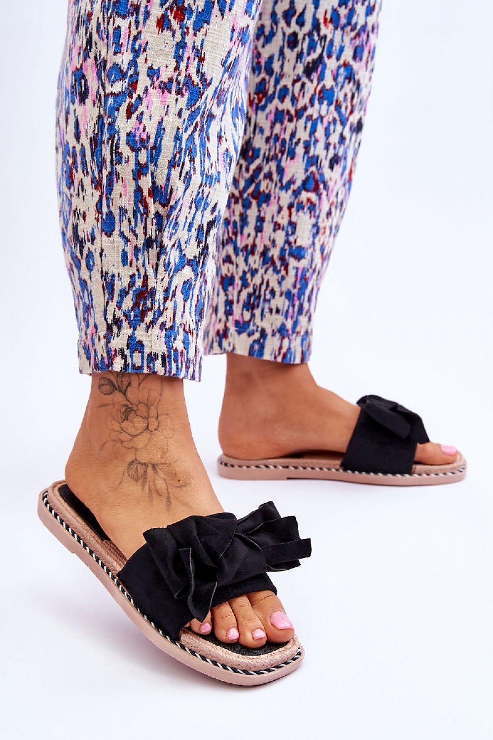 Clacquettes model 178361 Step in style