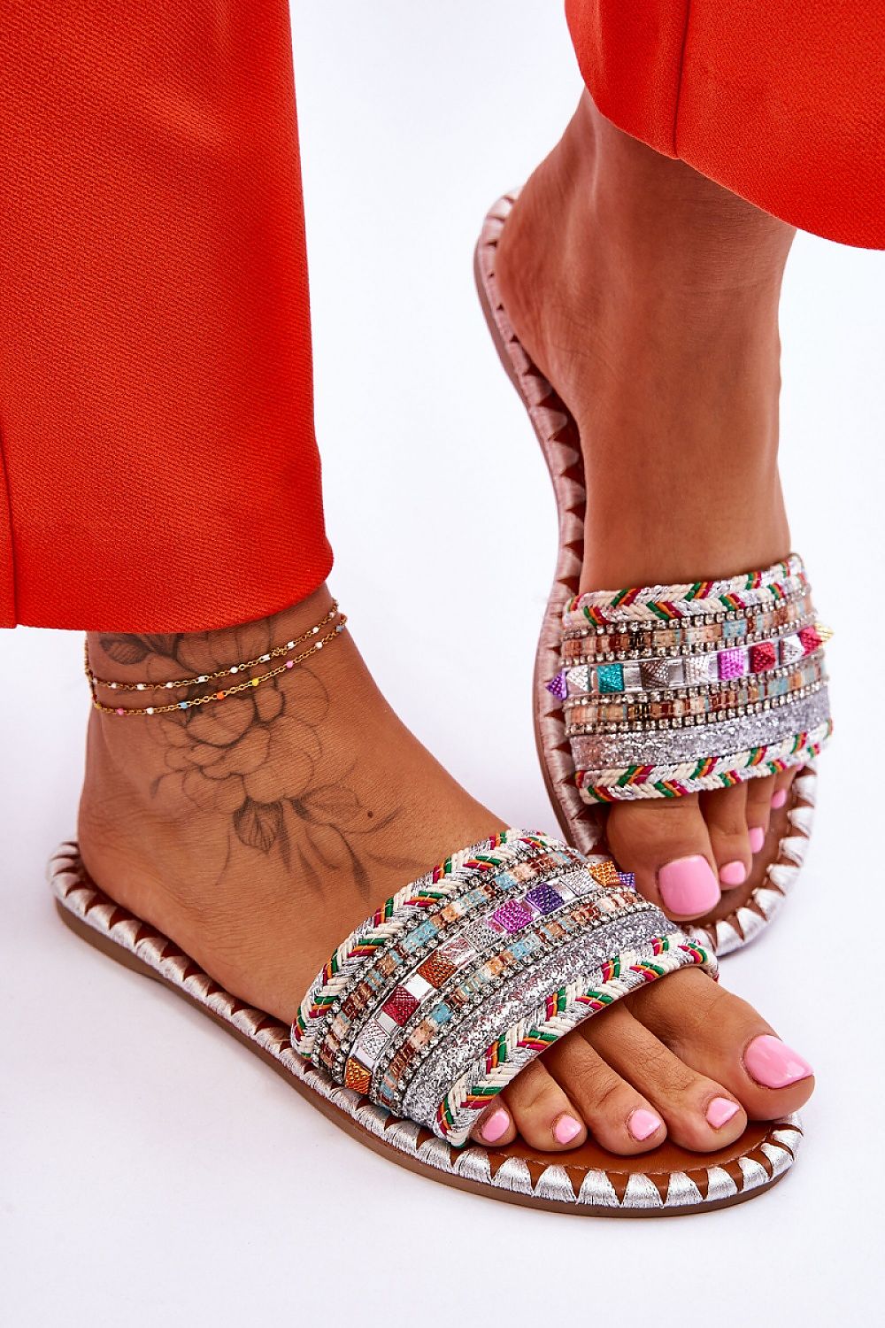 Clacquettes model 178447 Step in style