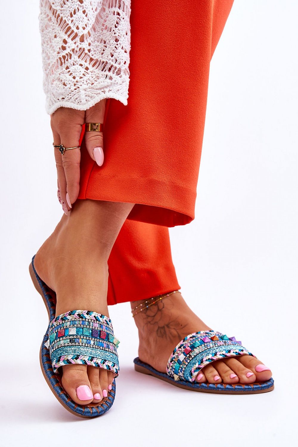 Clacquettes model 178447 Step in style