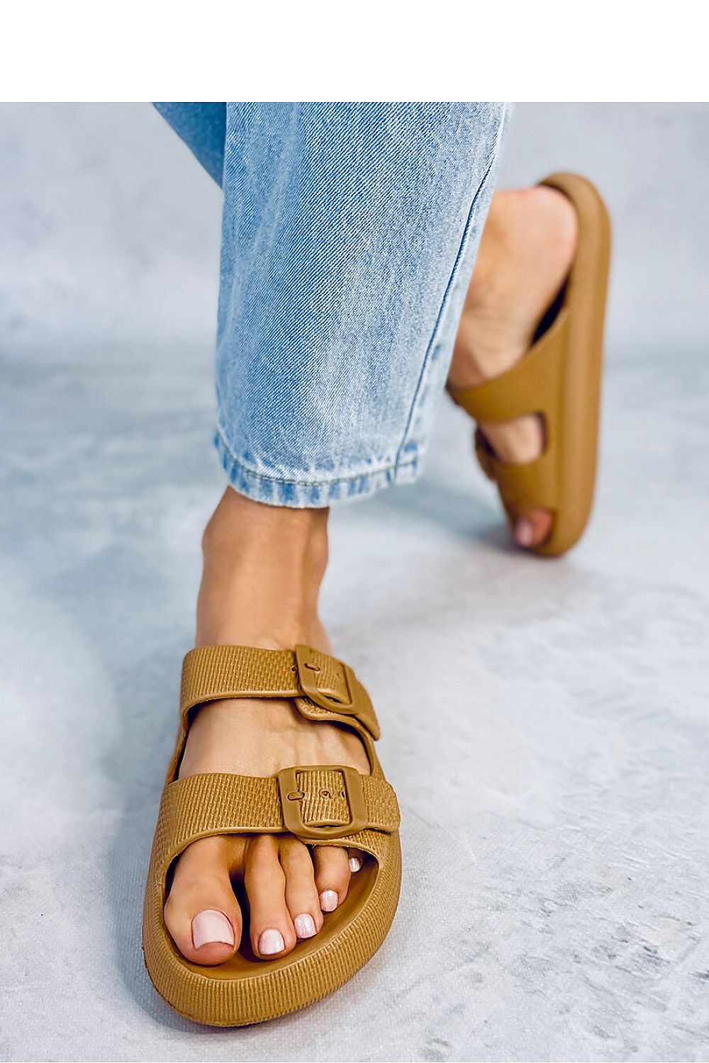 Slides model 178817 Inello